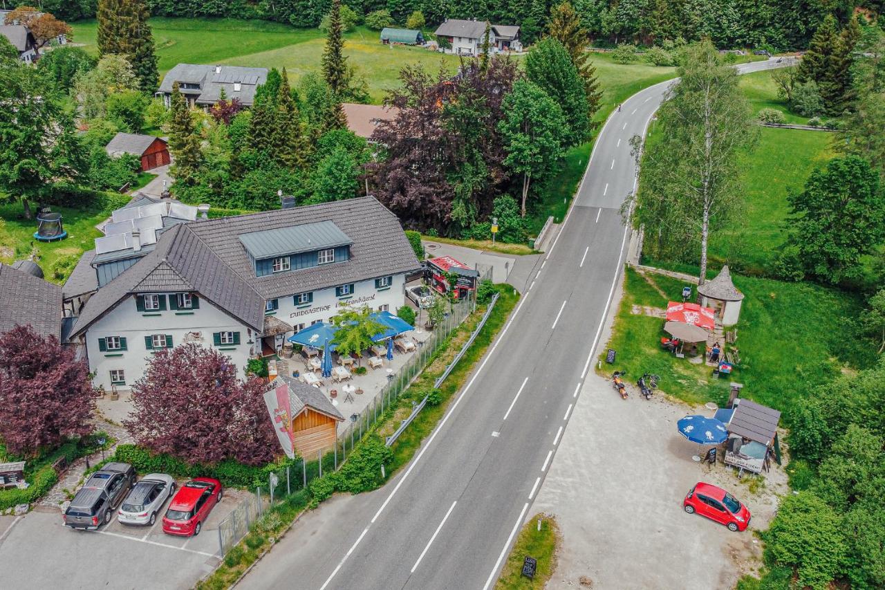 Landgasthof & Restaurant Batzenhaeusl Sankt Gilgen Esterno foto