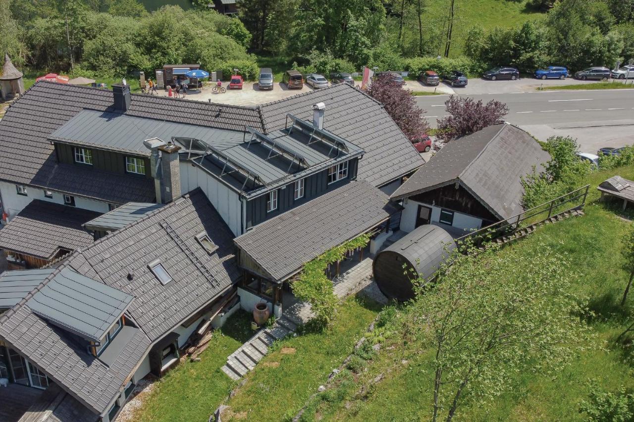 Landgasthof & Restaurant Batzenhaeusl Sankt Gilgen Esterno foto