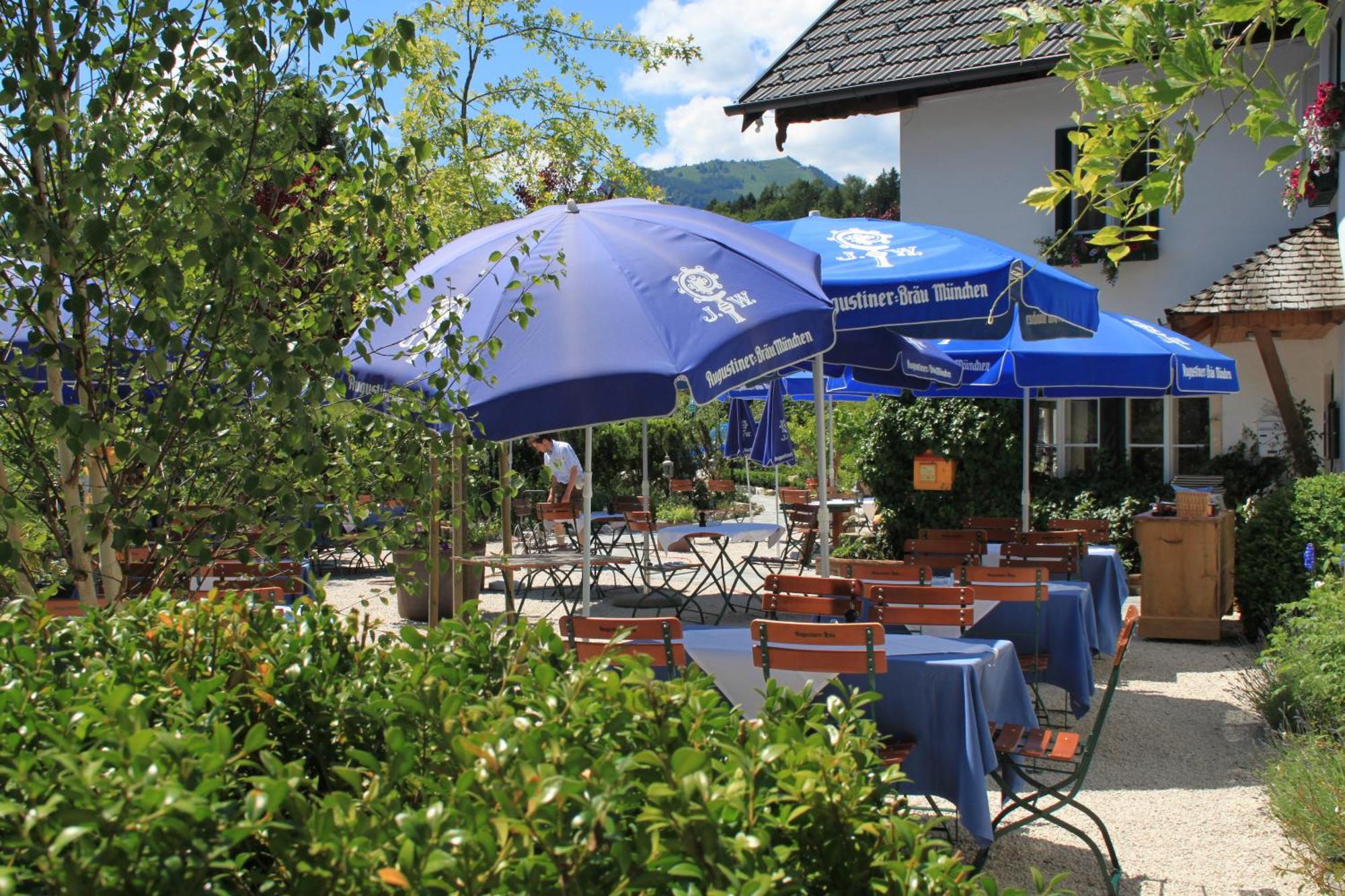Landgasthof & Restaurant Batzenhaeusl Sankt Gilgen Esterno foto